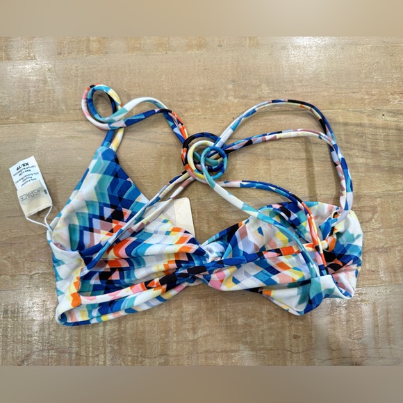 L Space diamond daze bikini NWT size XS SWIMWEAR reversible - Picture 13 of 15